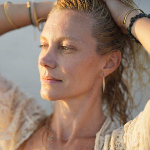 Vicky Tomsky Vicky Tomsky, instructor Restorative Yoga στο workshop ReConnect του Once a Woman